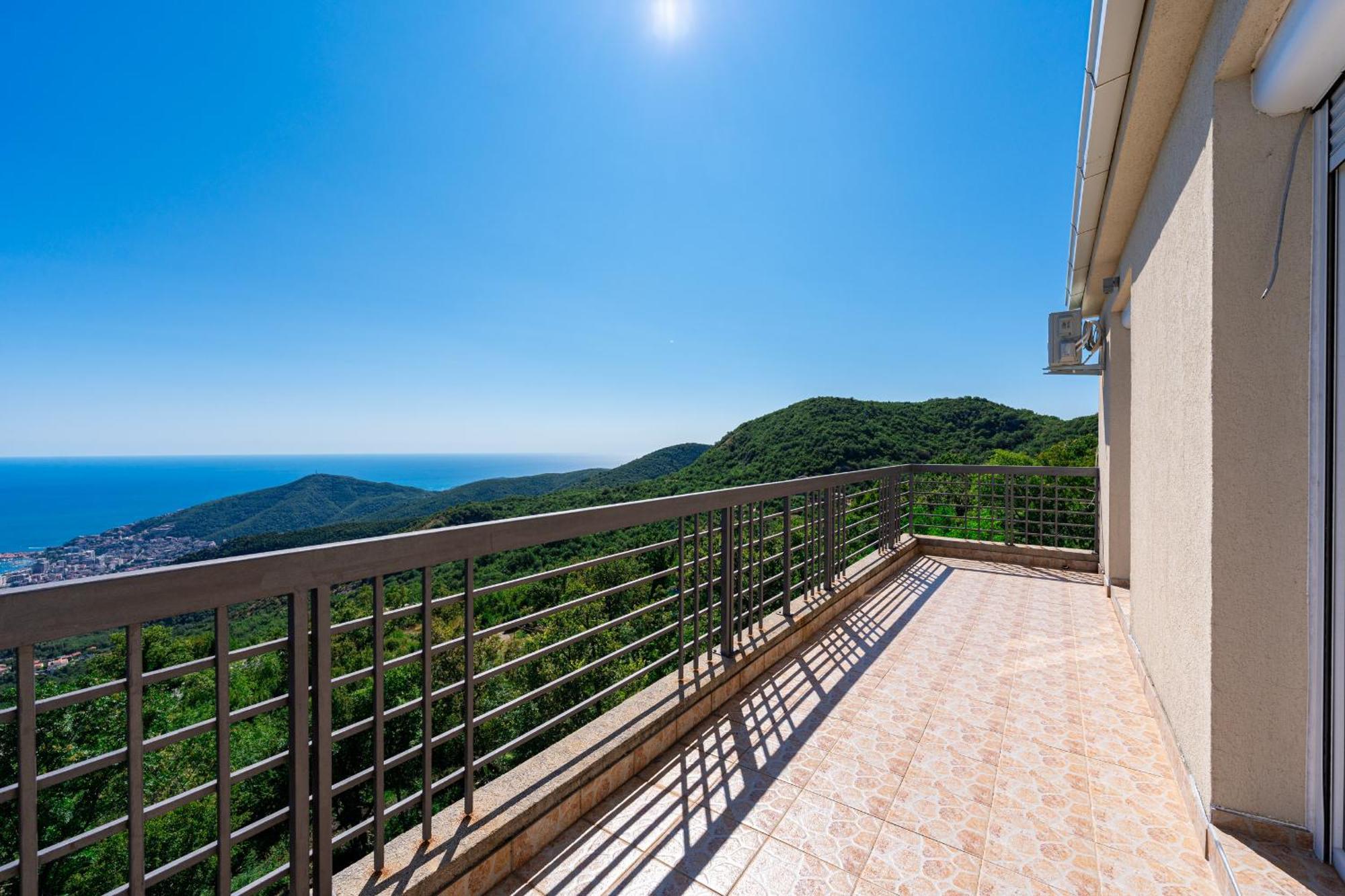 Vila Monte Hill