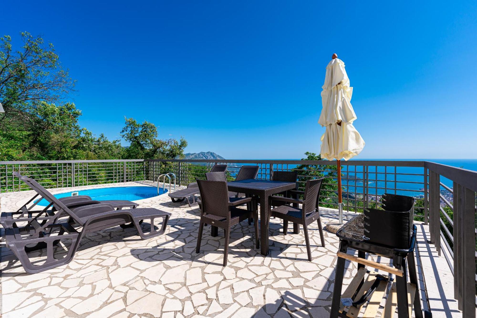 Monte Hill Vila Budva