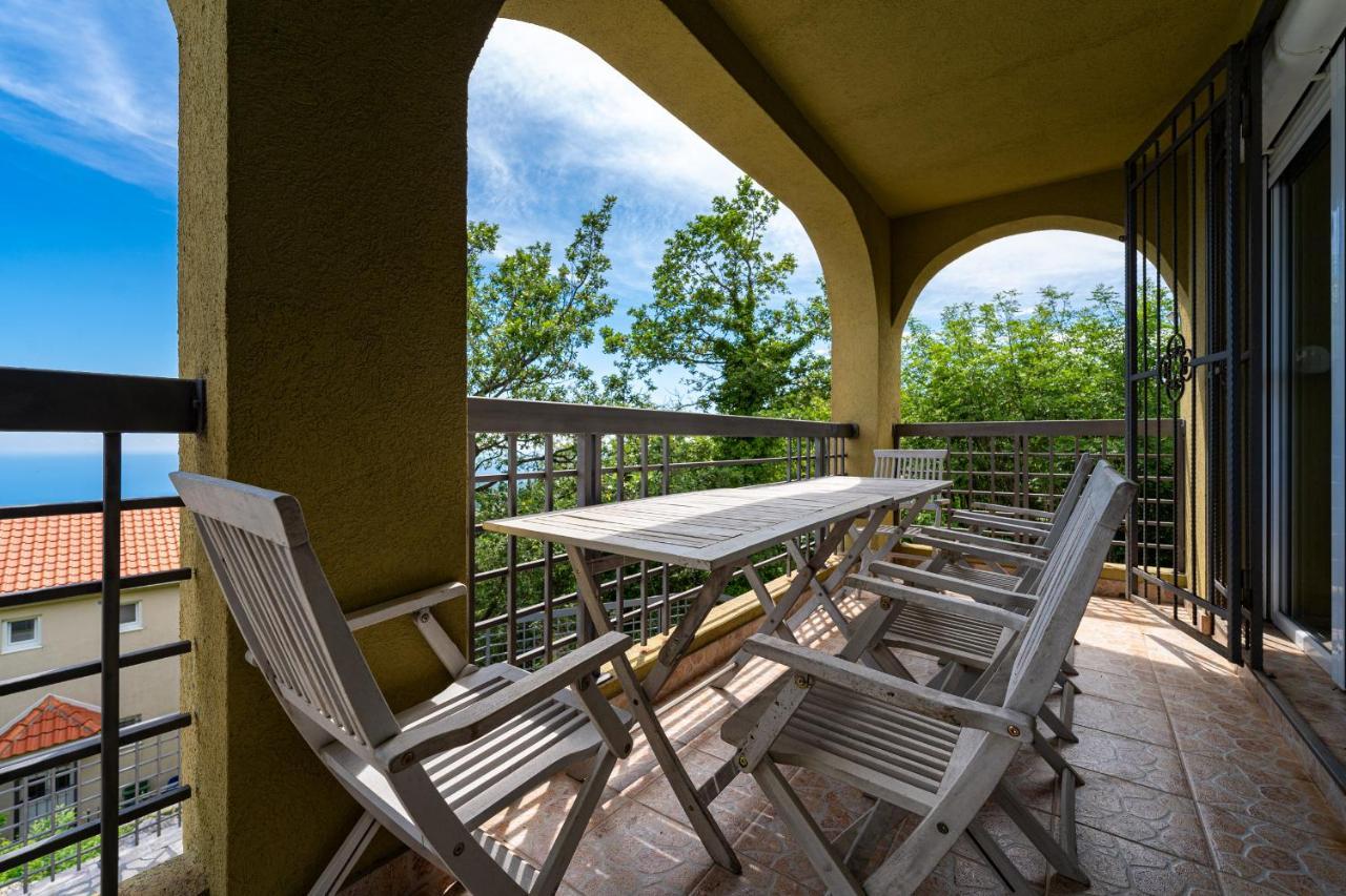 Monte Hill Villa *